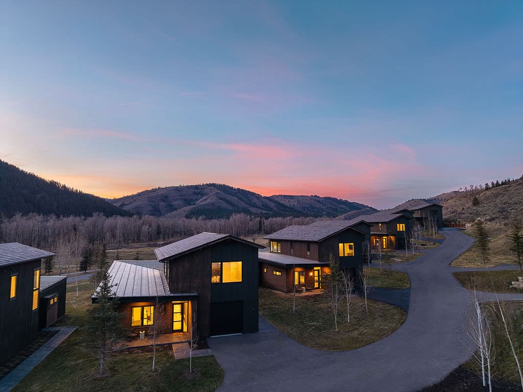Exterior Private Residences In Jackson Hole