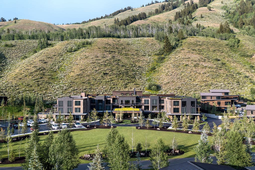 Snake River Sporting Club Exterior