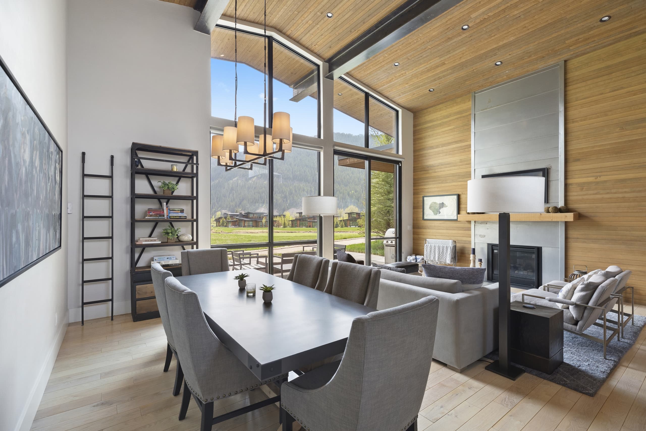 Accommodations at Snake River Sporting Club in Jackson, WY