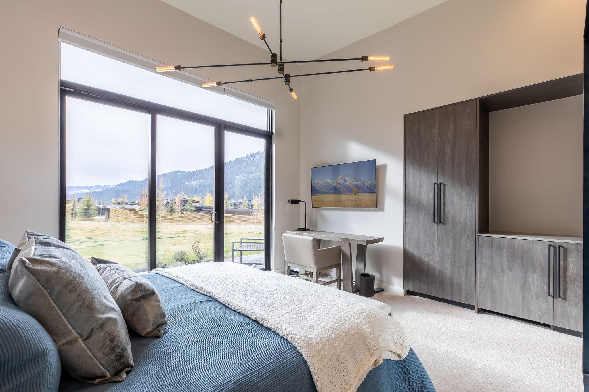 Meadow Cabin bedroom interior at Snake River Sporting Club