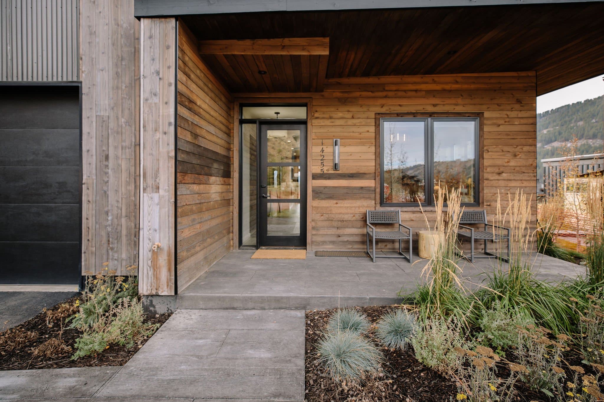 Meadow Cabin exterior at Snake River Sporting Club