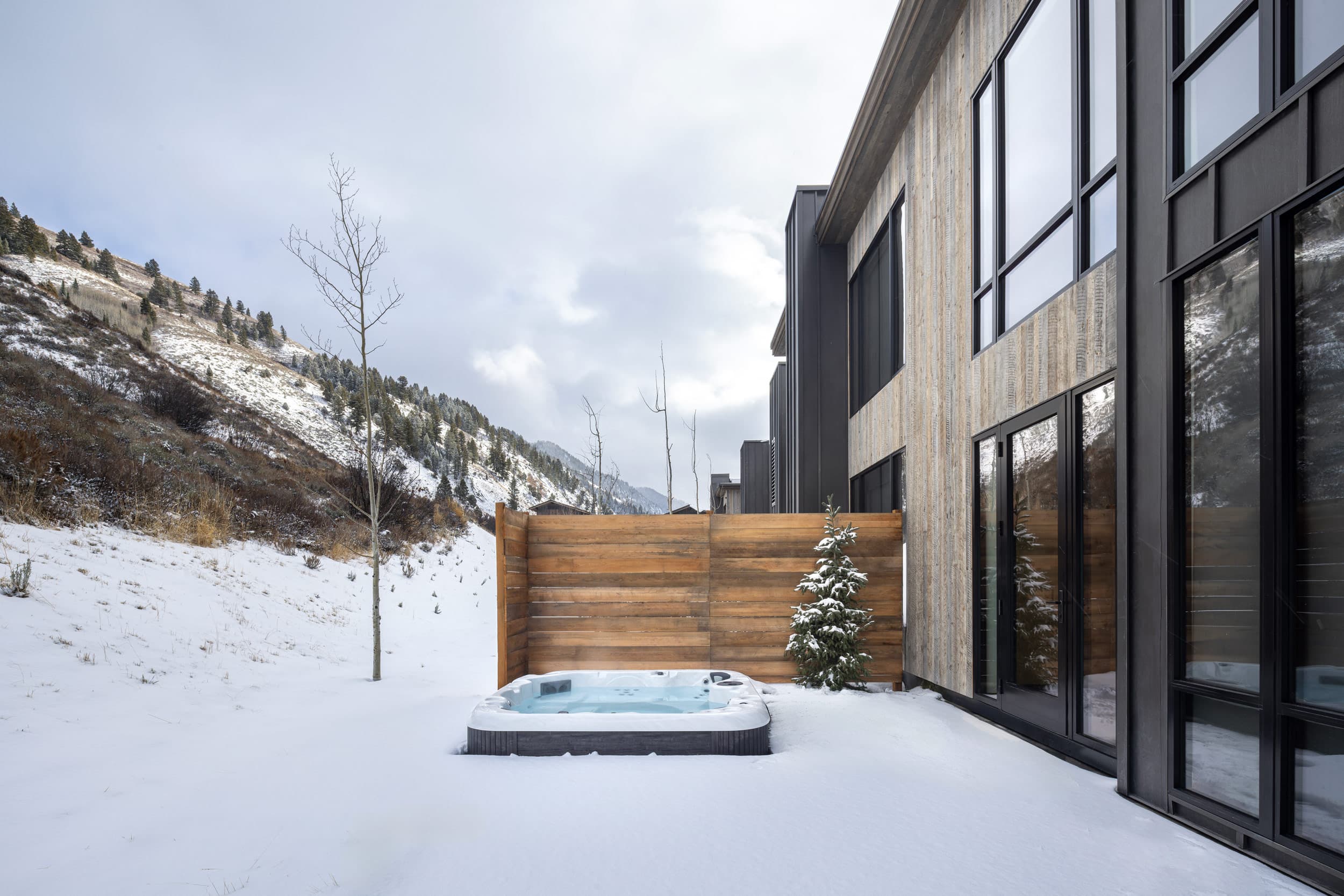 Hot Tub At The Sylvan Lodge