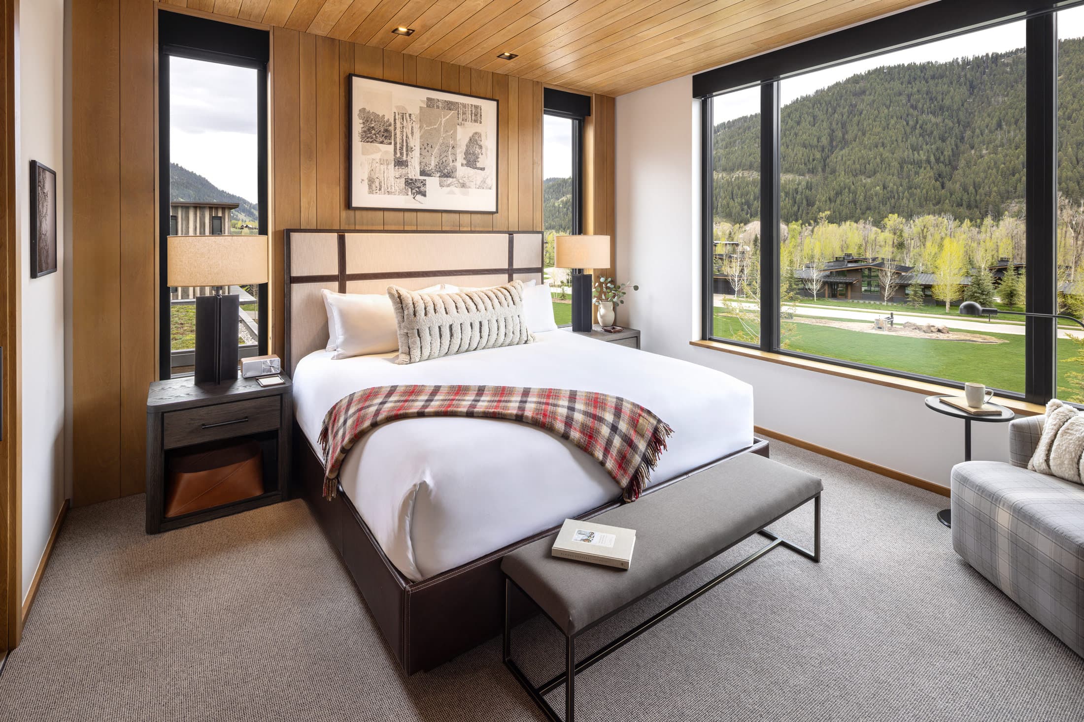 Guestroom At Sylvan Lodge