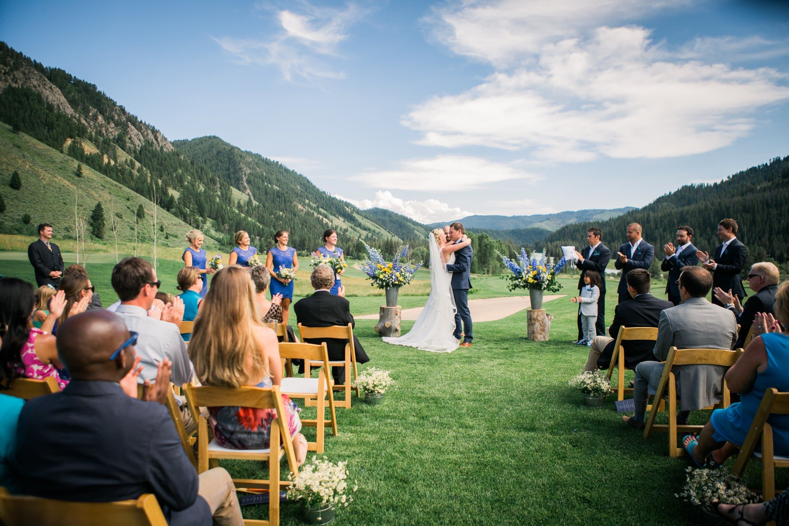 Outdoor wedding at Snake River Sporting Club