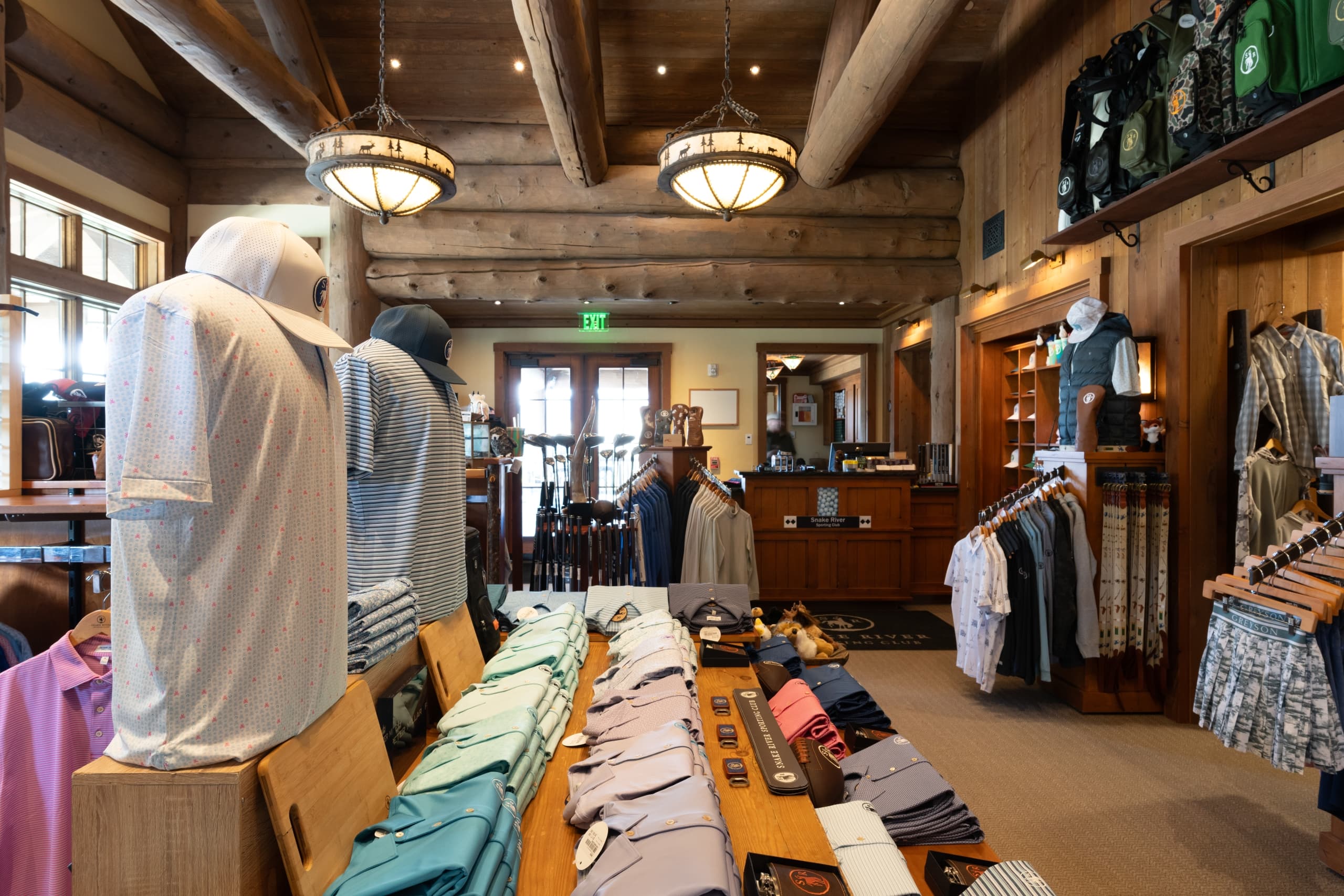 clubhouse pro shop at Snake River Sporting Club