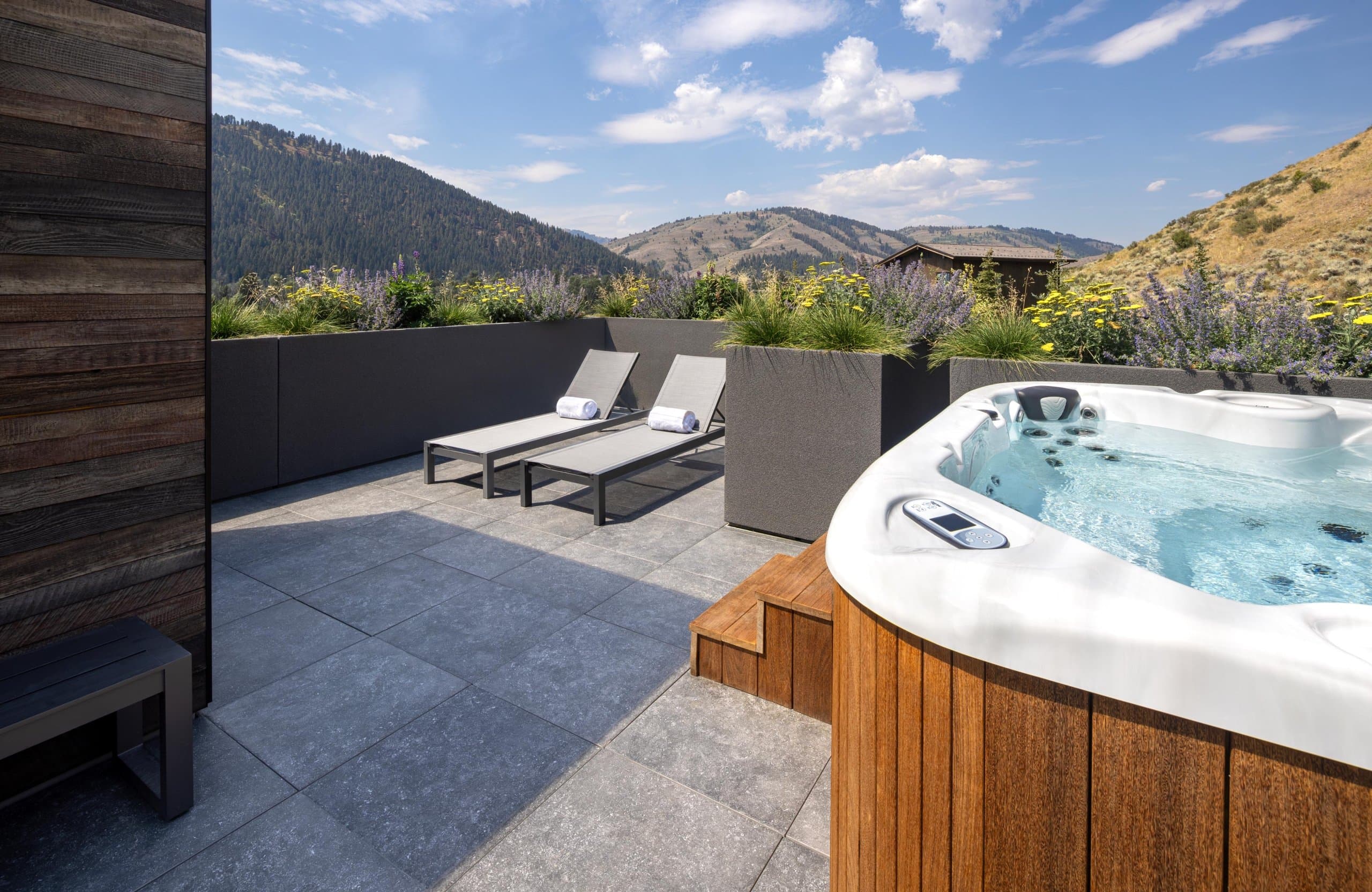 Penthouse Hot Tub And Lounging Chairs